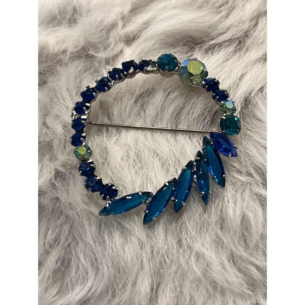 Vintage Rhinestone Brooch Pin With Caribbean Blue Navettes & Dark Blue Stones